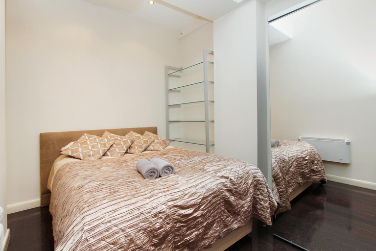 Bedroom 2, London Central Apartments, London