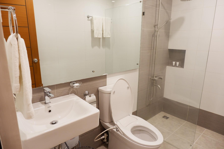 Bathroom 5