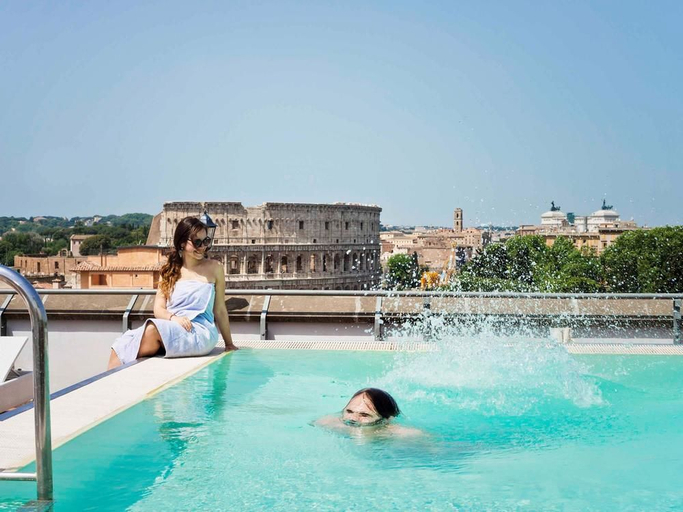 Mercure Roma Centro Colosseo - Tap to explore photos