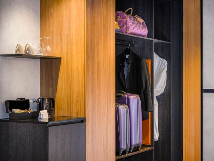 Amenities 6