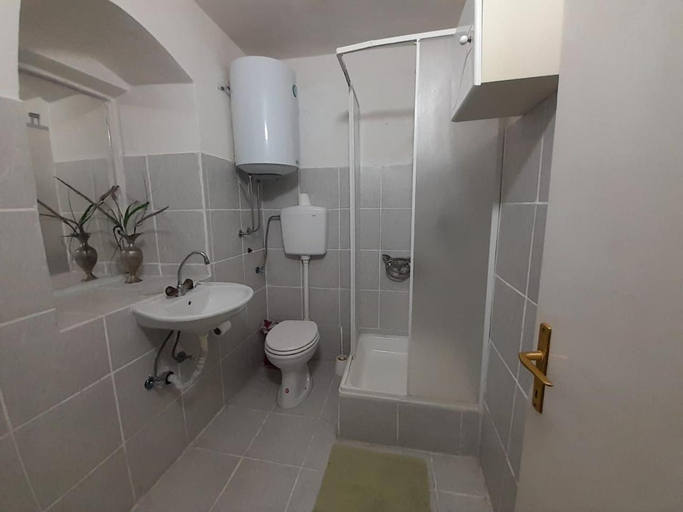 Bathroom, Beach edge 4-Bed House in Muo Kotor