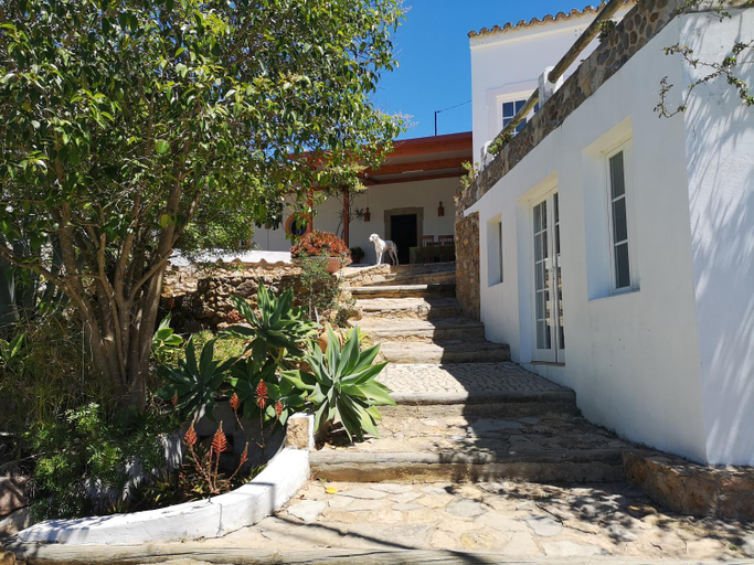 Others 2, Casa de Pedra e Cal, Faro