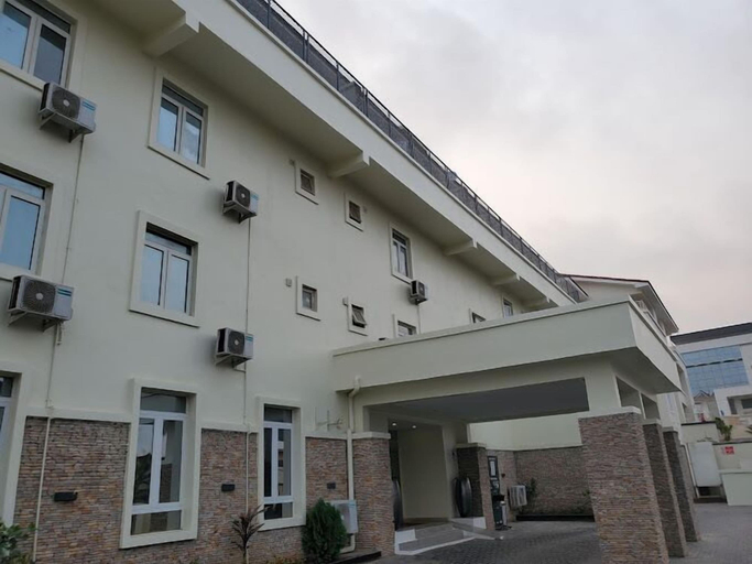 Exterior & Views, Odogwu Apartments, Enugu North