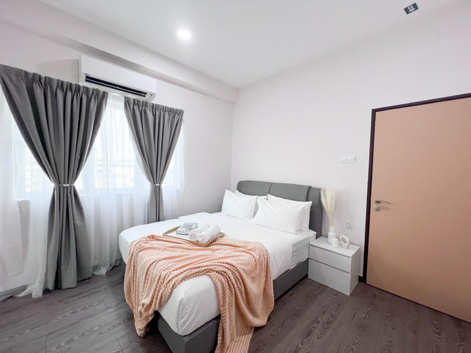 Bedroom 14