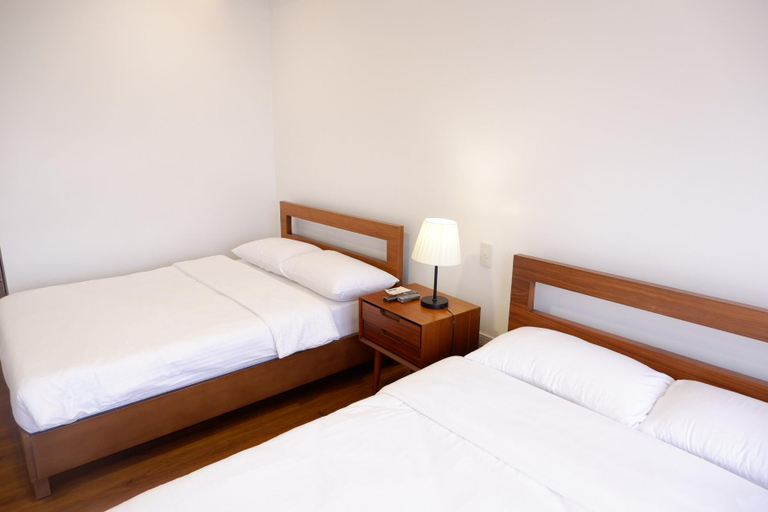 Bedroom 12