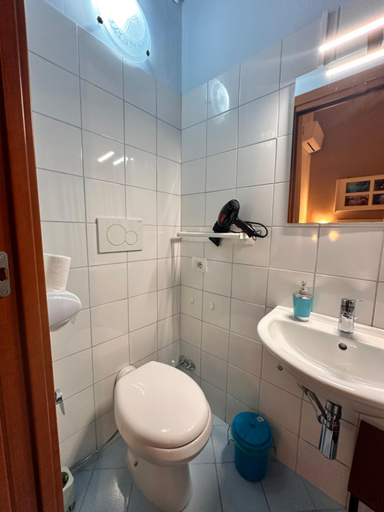 Others 2, B&B Dora 2,0, Cosenza