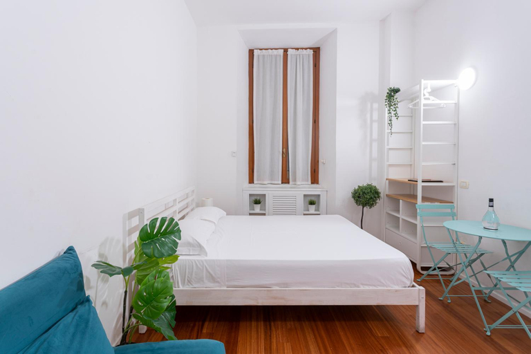 Bedroom 2, New! Lovely & Friendly in Milan Center C, Milano