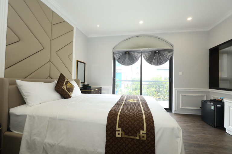 Bedroom 16