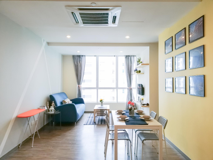 Dining Room 9