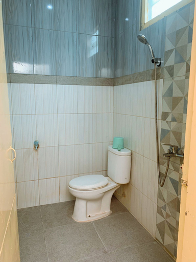 Bathroom 6