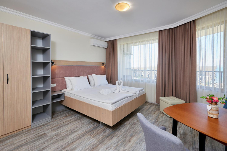 Others 3, Crotiria Beach - Aparthotel, Pomorie