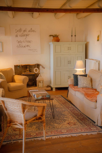 Others 3, Dimora Valverde B&B, Verona