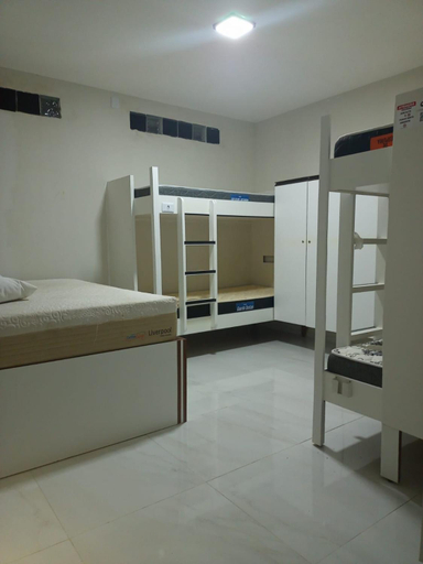 Bedroom 14