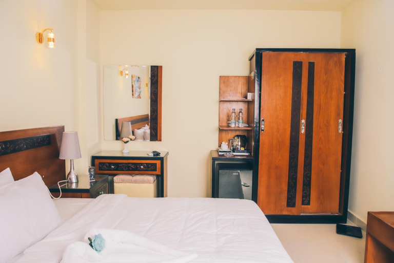 Bedroom 3, Jewel Inn El Bakry Hotel, Az-Zaytun