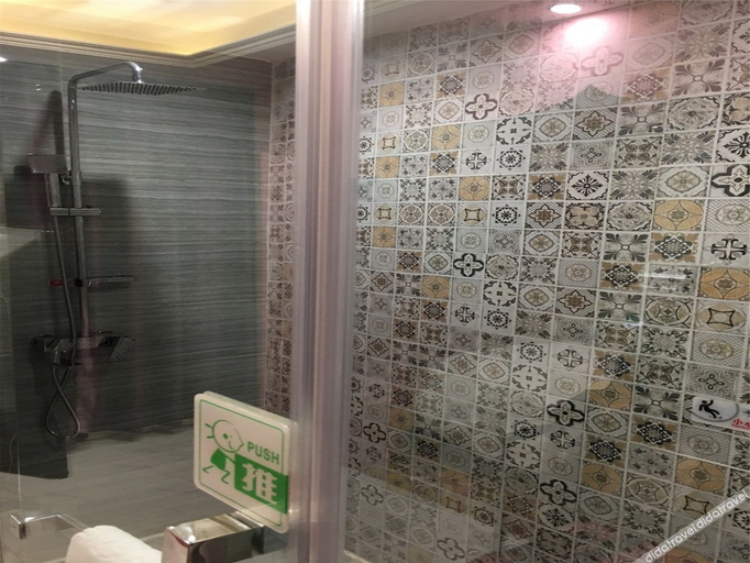 Bathroom 3, Ou Boya Theme Hotel, Gongqingcheng, Jiujiang
