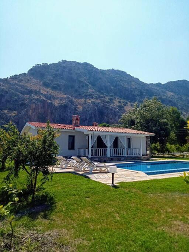 Others 5, Villa in a Pomagranate orchard, Ortaca