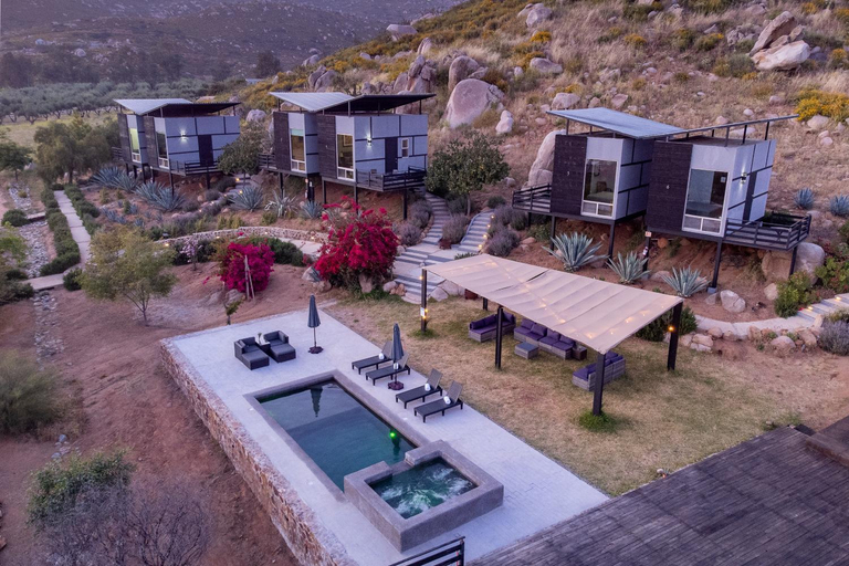 Atika Retreat, Ensenada
