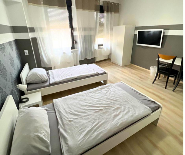 Bedroom 2, 4RENT Apartments - Monteurzimmer, Worms