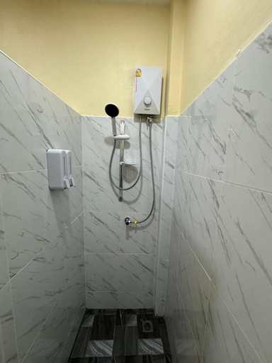 Bathroom 3, พัชรี รีสอร์ท ภูเก็ต Patcharee Resort Phuket, Phuket Island
