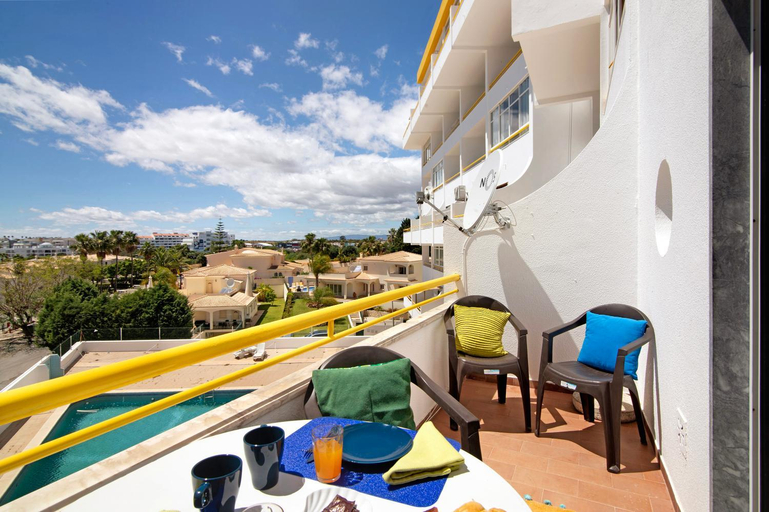 Sport & Beauty, Cozy Apartment in Montechoro, Albufeira