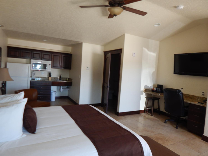 Others 5, Winterton Suites, Williams