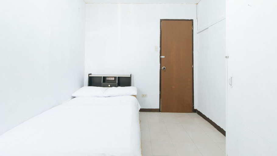 Bedroom 14