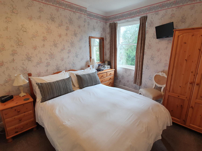 Others 5, Strathmore Guest House, Cumbria