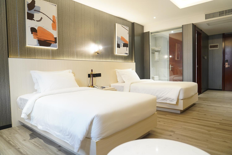Bedroom 6