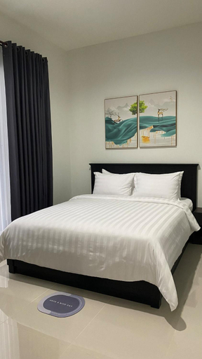 Bedroom 12