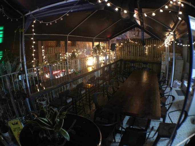 Food & Drinks 5, Soso Hostel, Hong Kong Island