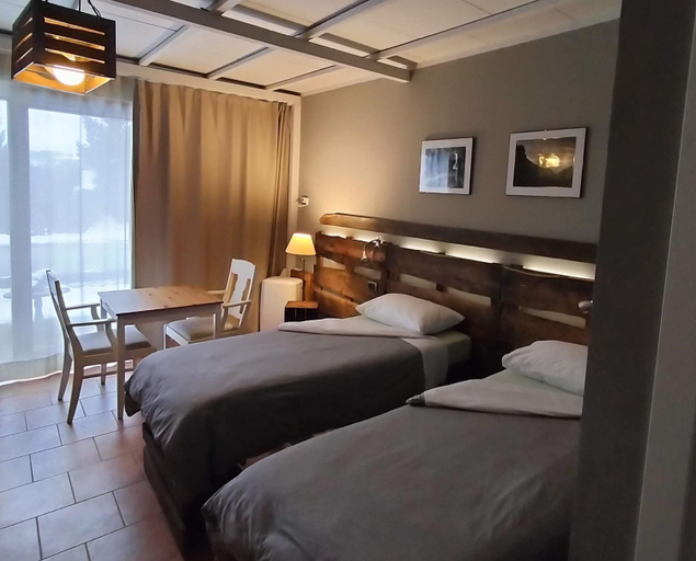 Bedroom 10