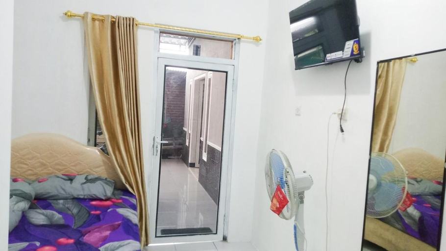 Bedroom 5, Villa Anisa, Pasuruan
