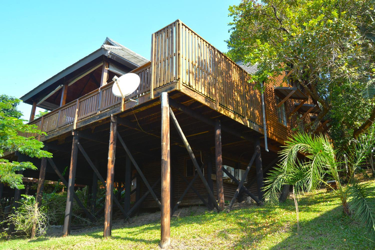 House 52, Umkhanyakude