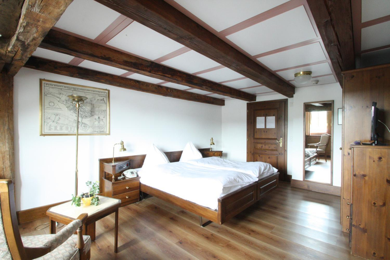 Bedroom 9