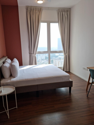 Bedroom 12