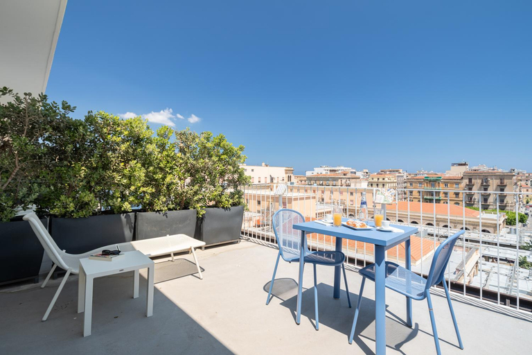 Others 3, Suite al centro di Palermo con terrazza privata, Palermo