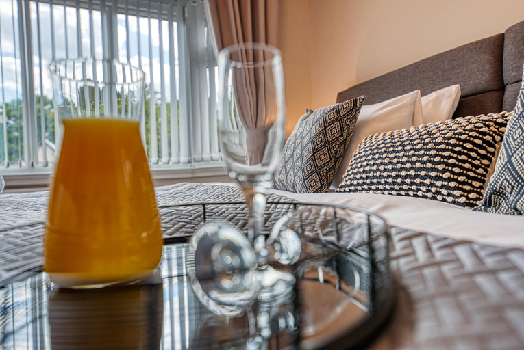 Food & Drinks 5, Blossom House, Solihull