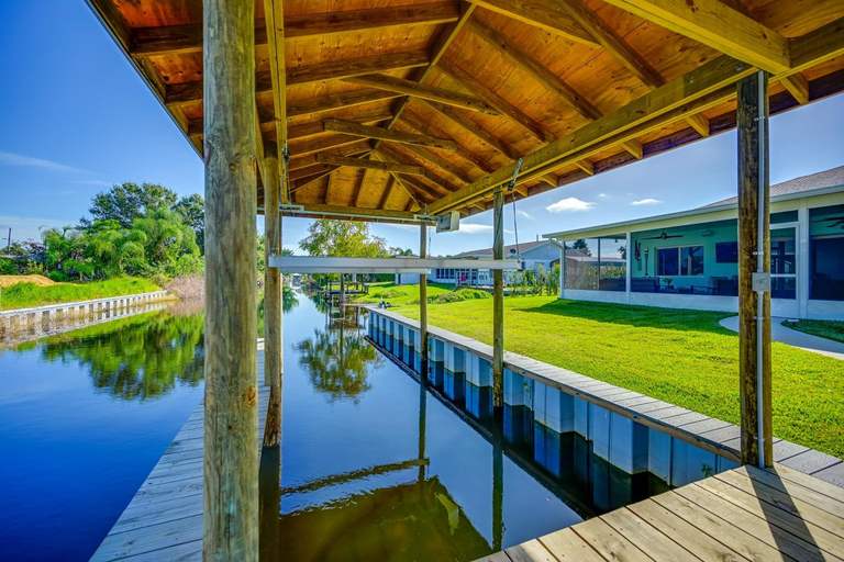 Sport & Beauty, Sebring Serenity: Waterfront Retreat w/ Boat Dock!, Highlands