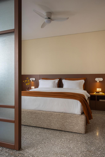 4, Plano Athens, Attica