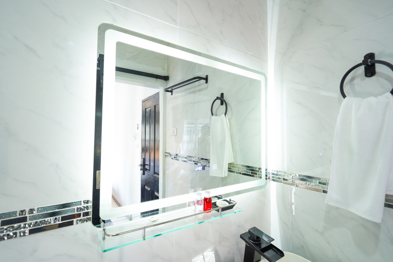 Bathroom 6
