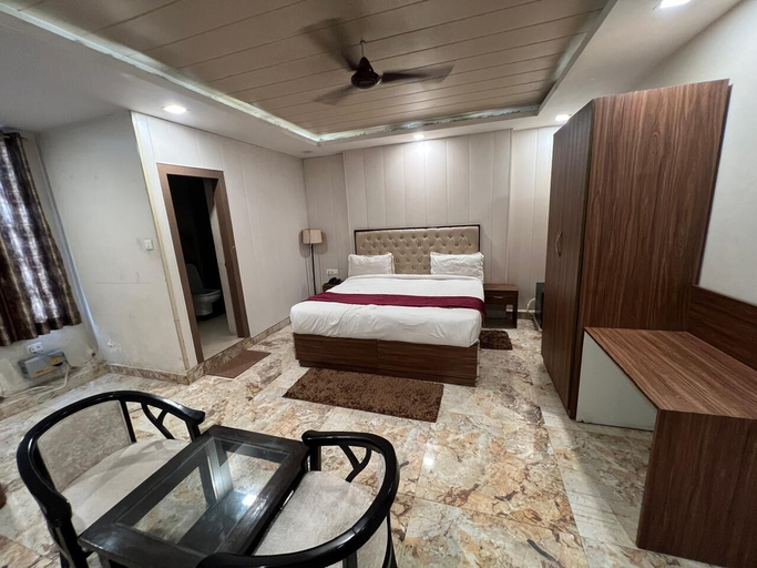 Bedroom 2, Hotel Mauji's Legacy, Kaushambi