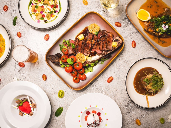 Food & Drinks 12