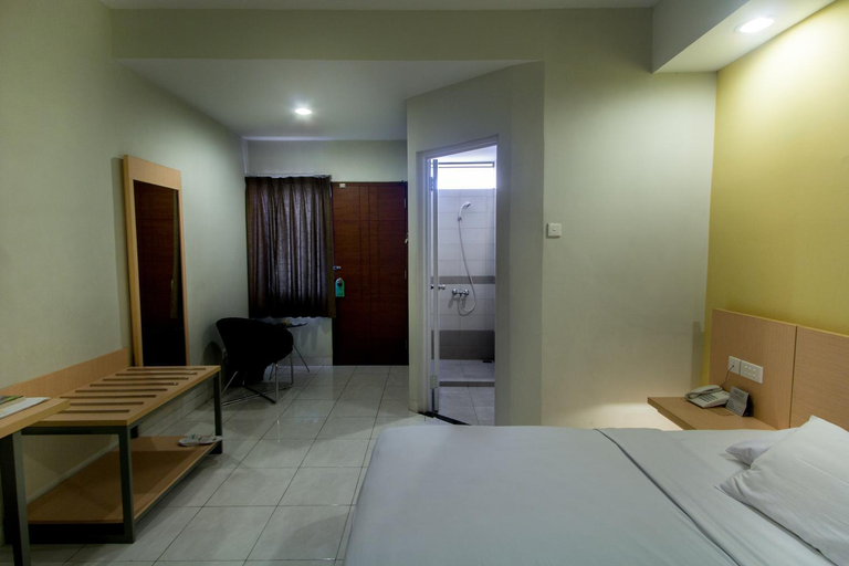 Bedroom 6