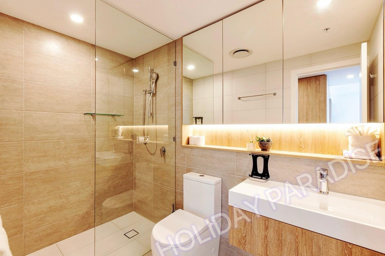 Bathroom 25