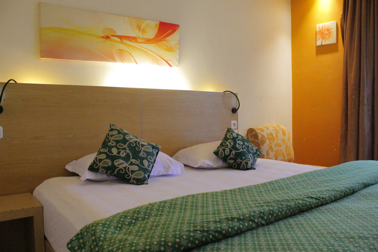 Bedroom 28