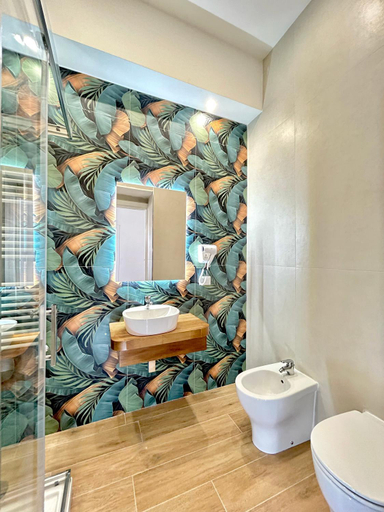 Bathroom 3, NAPOLATION B&B - Centro Storico, Napoli