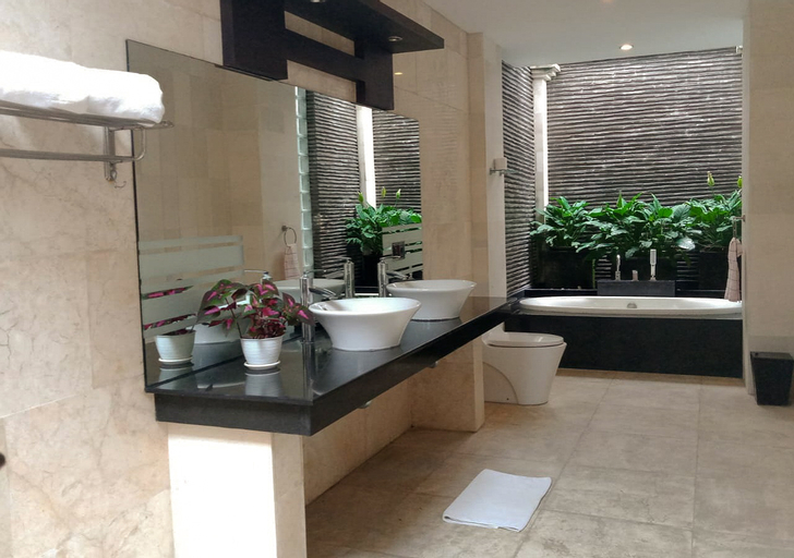 Bathroom 4