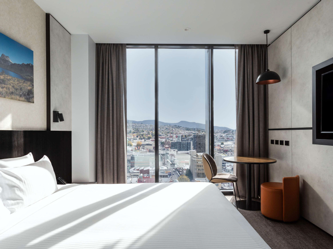 Bedroom 12