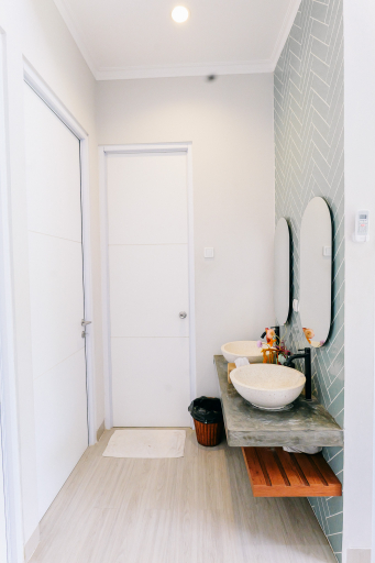 Bathroom 5