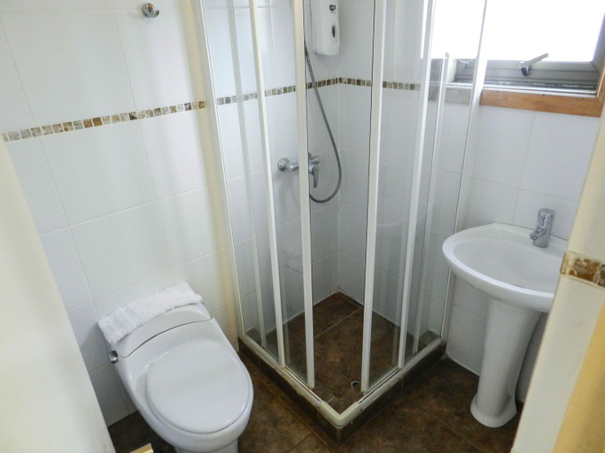 Bathroom 3, Hotel Don Matias, Concepción